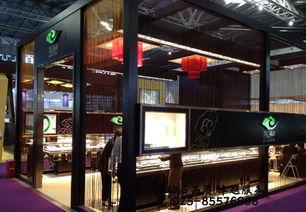 南京翠福展柜 從設(shè)計(jì)到制作，打造精品賣(mài)場(chǎng)展示一站式解決方案